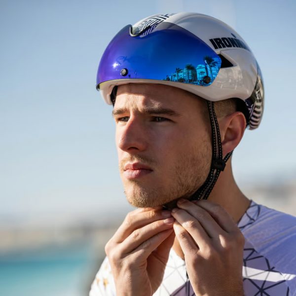 casque-ekoi-aero16-ironman-blanc-rouge (3) casque-ekoi-aero16-ironman-blanc-rouge (3)