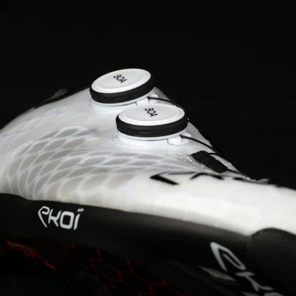 chaussures-ekoi-r4-light-boa-blanches (2) chaussures-ekoi-r4-light-boa-blanches (2)