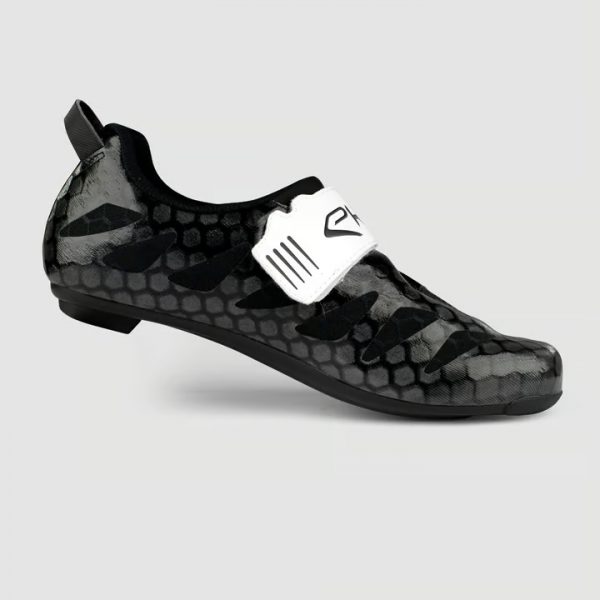 chaussures-triathlon-ekoi-tri-r4-light-noires (3) chaussures-triathlon-ekoi-tri-r4-light-noires (3)