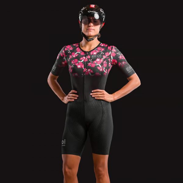 combinaison-triathlon-femme-ekoi-x-nathalie-simon (6) combinaison-triathlon-femme-ekoi-x-nathalie-simon (6)