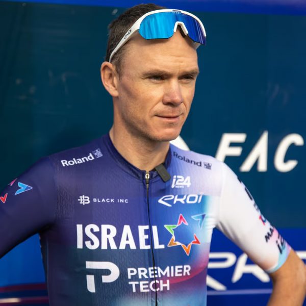 lunettes-electroniques-ekoi-e-lens-blanc-revo-rouge (3) lunettes-electroniques-ekoi-e-lens-blanc-revo-rouge (3)