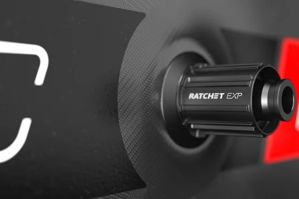 dtswiss_arc1100disc_rearhub_1060x706~-~media--d98c6261--query dtswiss_arc1100disc_rearhub_1060x706~-~media--d98c6261--query